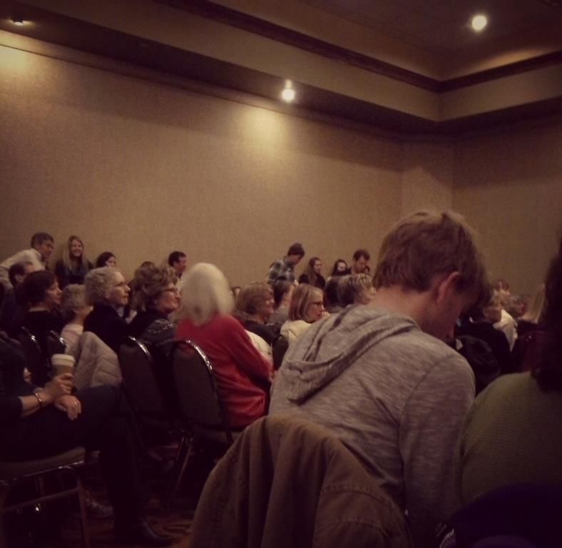 crowd1