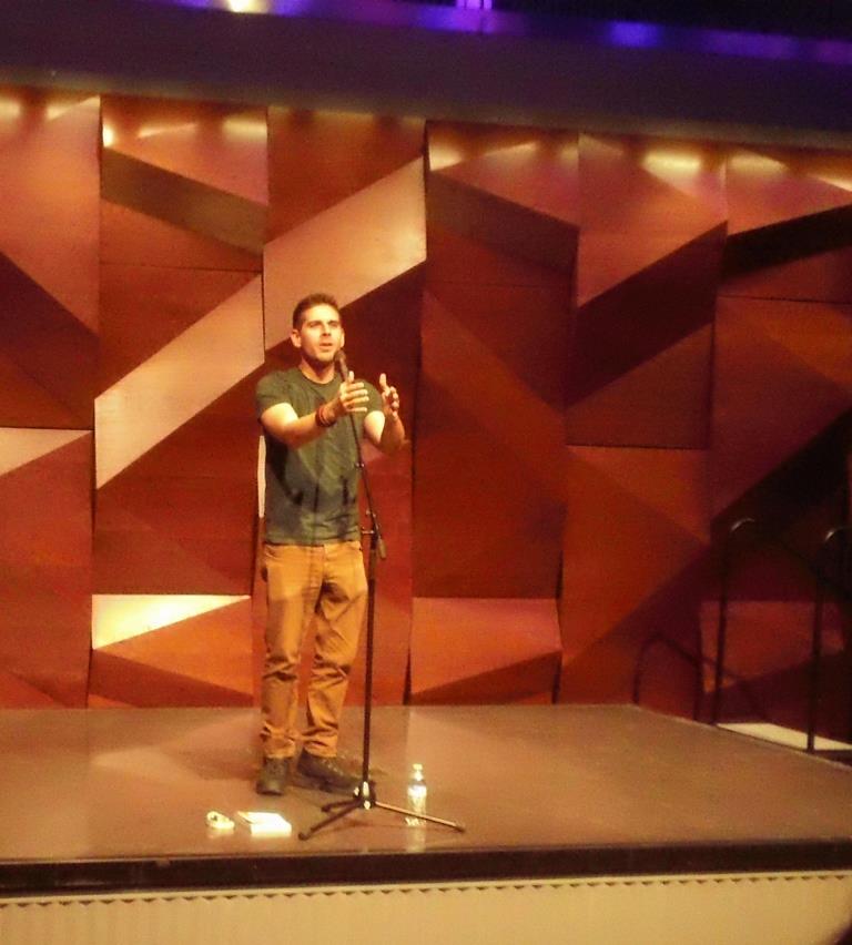 Slam-Poetry-4