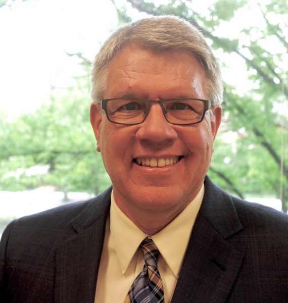 Portrait of Doug Hesse