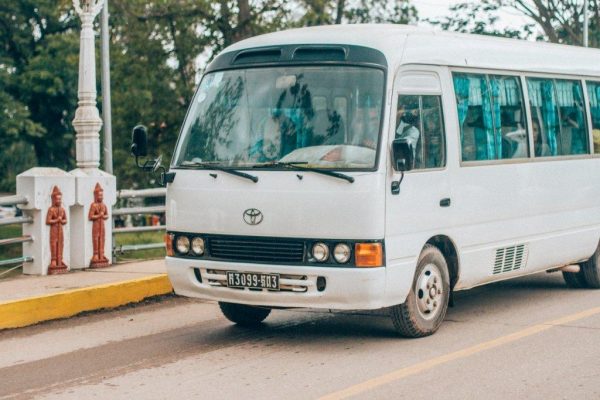 Bus