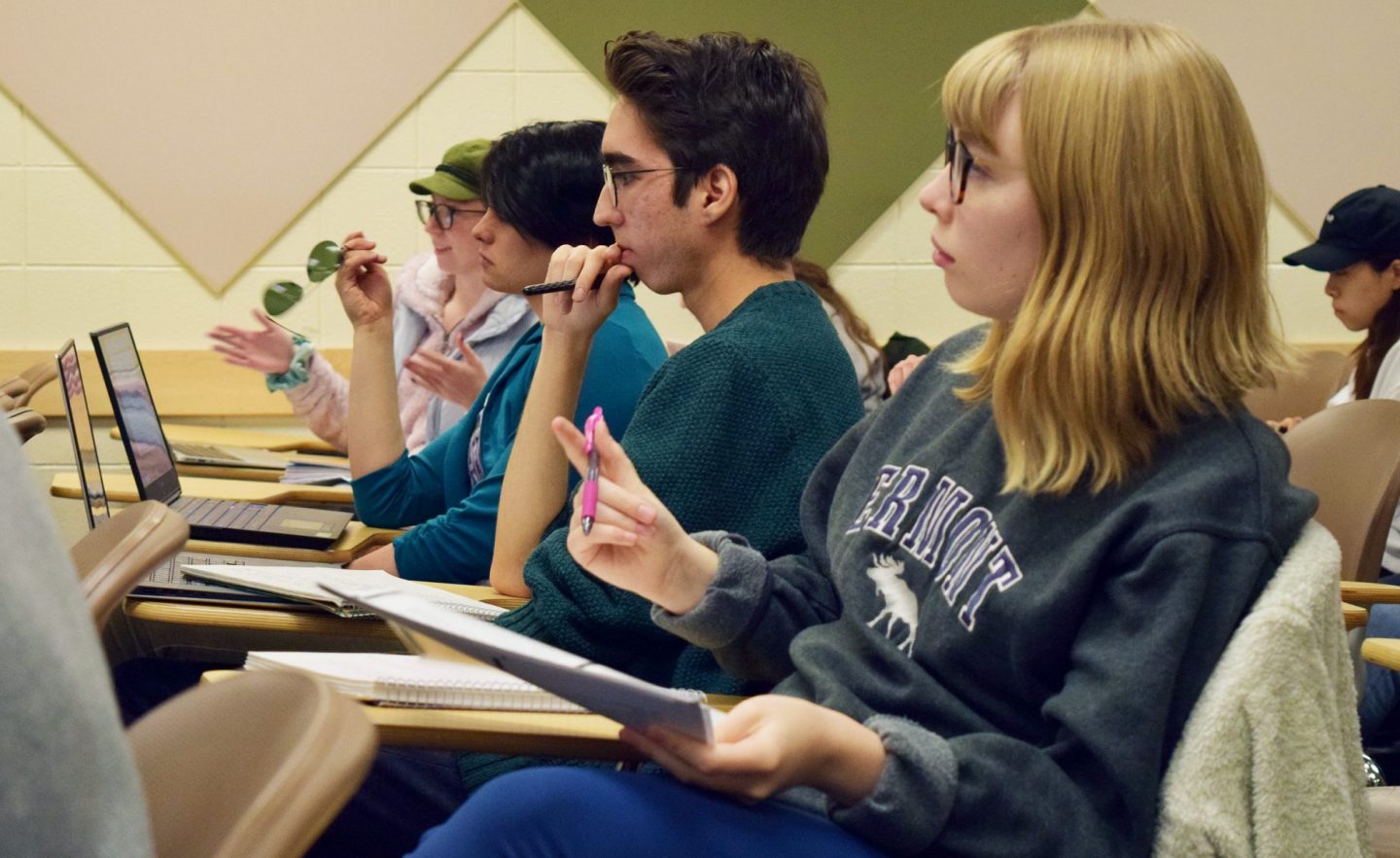 CSU English students in class