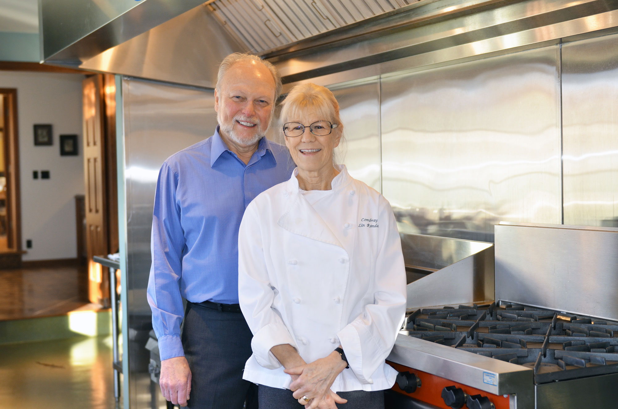 Fascinating and full of enthusiasm: Alumna and husband give $1M in honor of emeritus English professor