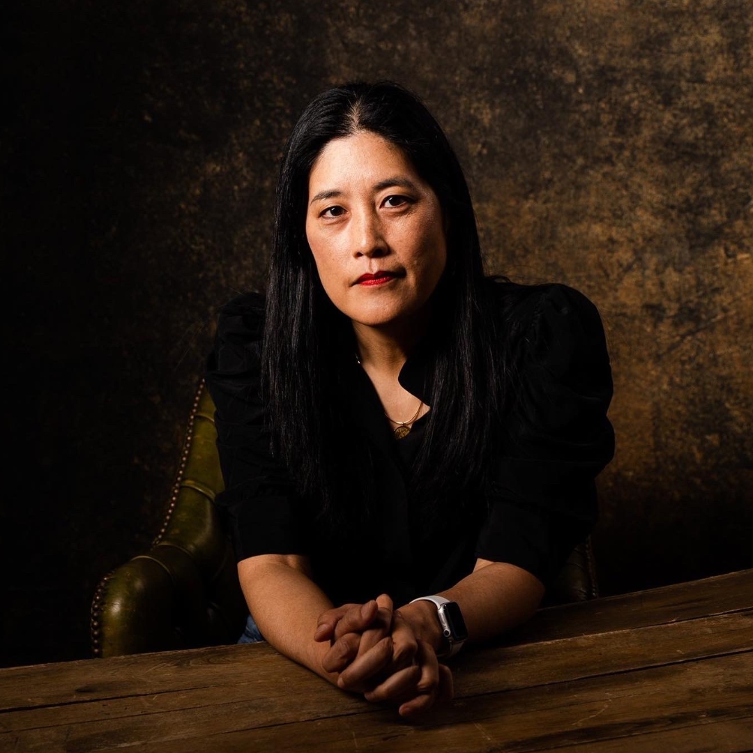 Headshot of Victoria Chang